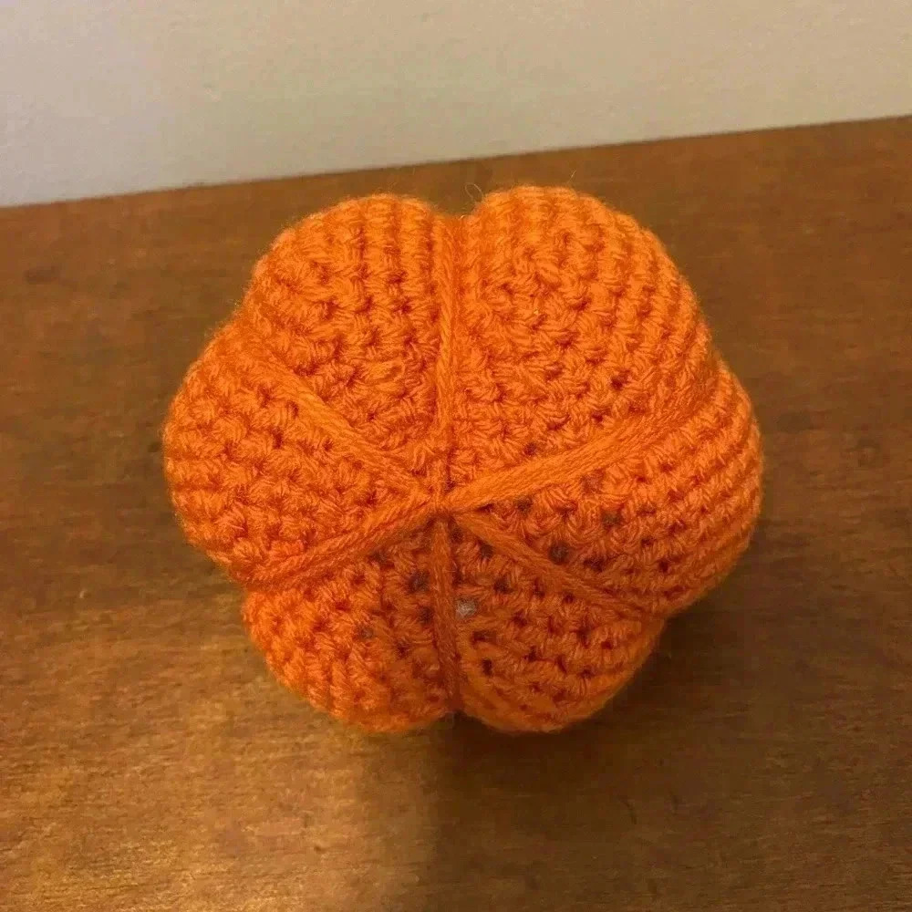 Crochet Fall Pumpkin decor - Picture 4 of 6